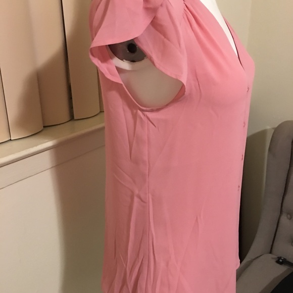 Express Top - Picture 2 of 6